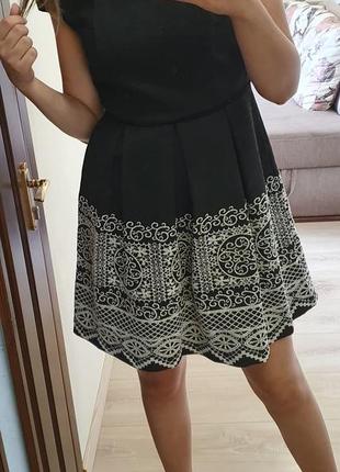 Жіноче плаття