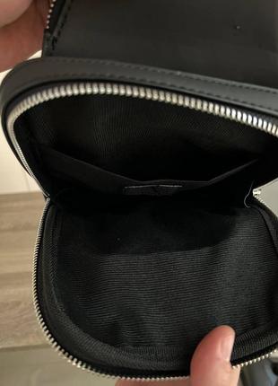 Мужская сумка слинг луи витон нагрудная туристическая louis vuitton кожаная через плечо деловая сумка черная5 фото