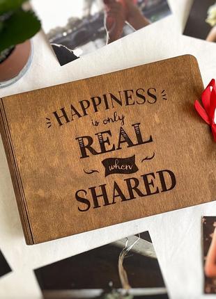 Дерев'яний фотоальбом для подруги, чи друга | оригінальний подарунок на день народження
