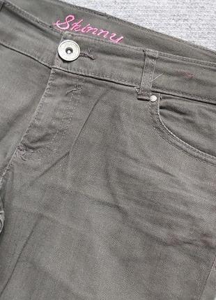Оливкові жіночі джинси || denim co || розмір s-m4 фото