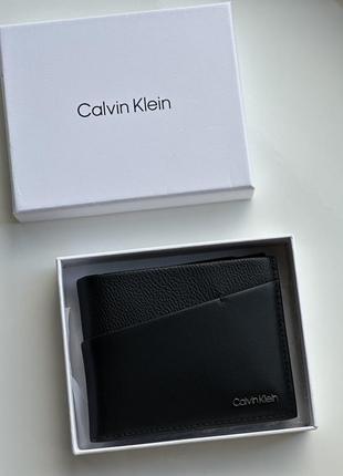 Мужской кожаный кошелек calvin klein diagonal trifold2 фото