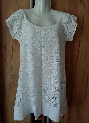 Гіпюрова сукня