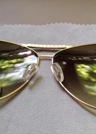 Очки солнцезащитные