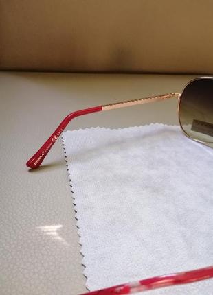 Очки солнцезащитные