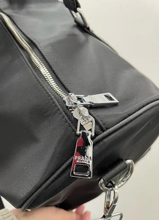 Универсальная женская мужская унисекс  сумка prada из нейлона в черном цвете (спортивная, дорожная ) универсальная модель прада8 фото