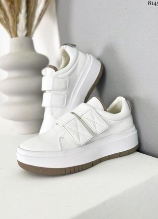 Шкіряні жіночі білі кросівки кеди на липучках з натуральної шкіри5 фото