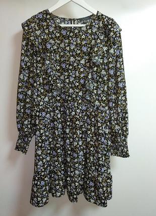 Трендовое платье свободного кроя в мелкие цветочки 20/54-56 размера