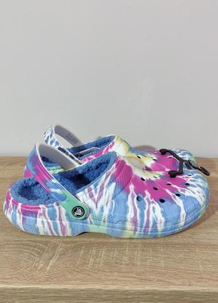 🟥crocs classic lined tie dye clog black/multi 43-44 280мм 
🔴
новые оригинал в наличии есть несколько пар ⬆️