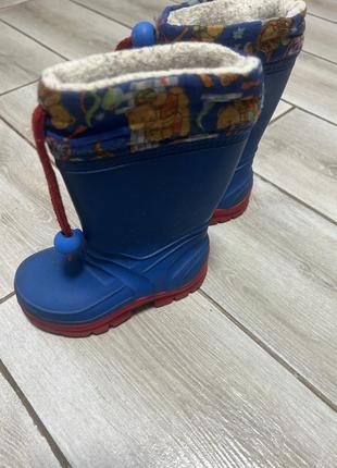 Резиновые теплые сапожки