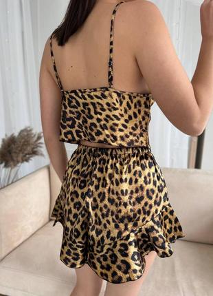 Леопардовая шелковая пижама топ и шорты, пижамка леопард шелк майка и шортики5 фото