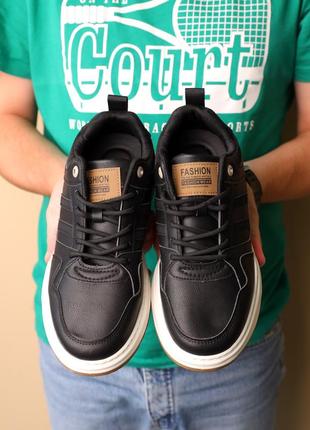Кроссовки мужские черные