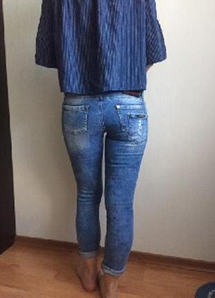 Джинсы dsquared4 фото