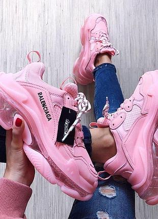 Жіночі кросівки