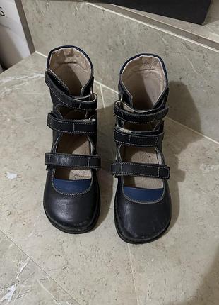 Ортопедические туфли для мальчика