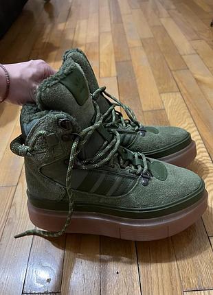 Adidas черевики