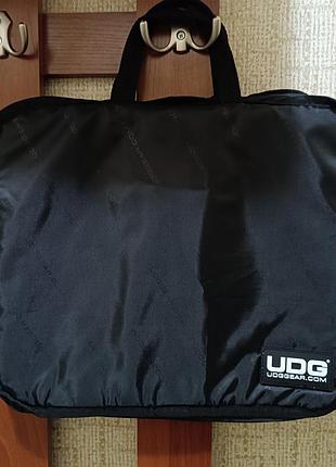 Портфель, кейс для ноутбука udg 13'