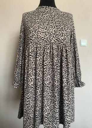 Эластичное леопардовое платье
