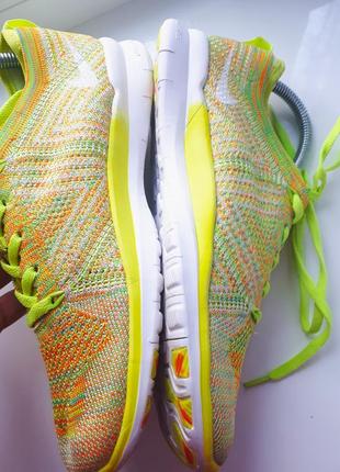 Жіночі бігові кросівки\nike free 5.0 flyknit\оригинал\25,5см5 фото