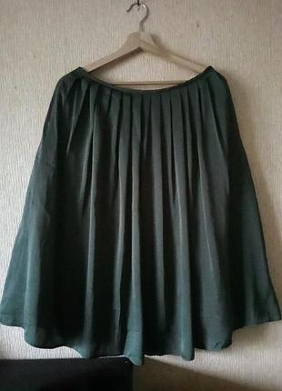 Шикарная брендовая юбка в цвете крюки