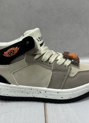 Детские демисезонные ботинки на велюре jong golf бежевые 29-31