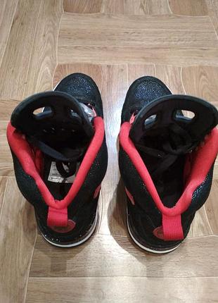 Кроссовки jordan spizike id 5