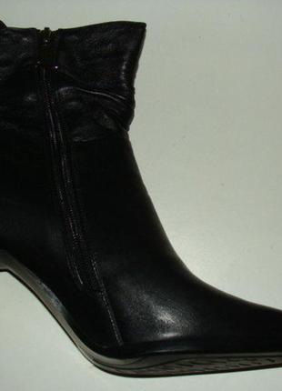 Кожаные ботинки демисезонные  натуральная кожа  - распродажа 37 39 р3 фото