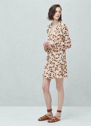 Платье в цветочный принт от mango