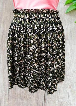 Отличная удобная юбка в мелкий цветочный принт итальянского производителя2 фото
