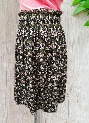 Отличная удобная юбка в мелкий цветочный принт итальянского производителя3 фото