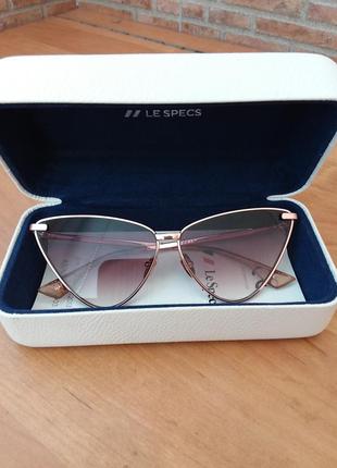 Трендові окуляри le specs