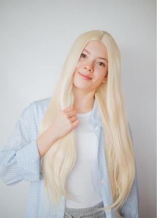 Довга рівна перука теплий світлий блонд з проділом на сітці