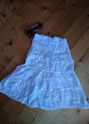 Стильна котонова спідниця просто треба попоасувати з класним кроєм та декором