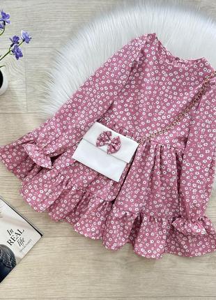 Неймовірна квіткова сукня,
повітряна, ніжна та стильна