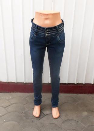 Стрейчові джинси жіночі 28,291 фото