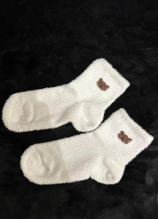 Шкарпетки білі хутряні, шкарпетки з хутра, теплі на зиму шкарпетки, білі зимові шкарпетки, білі шкарпетки жіночі високі вовняні