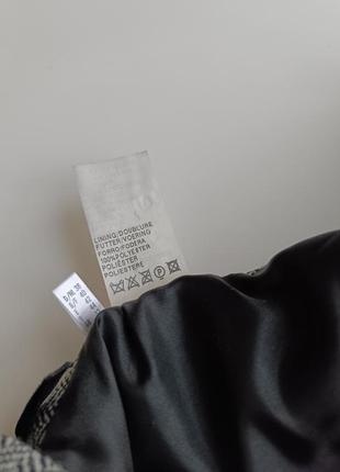 Утепленная серая юбка по фигуре с содержанием шерсти в рисунок елка9 фото