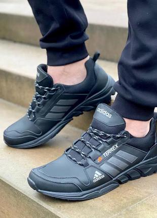 Кросівки ❗️весняна модель 2024❗️  шкіряні  кросівки  adidas terrex помаранчеві