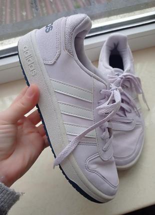 Оригинальные кроссовки adidas