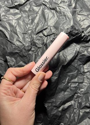 Glossier ultralip high shine lipstick with hyaluronic acid