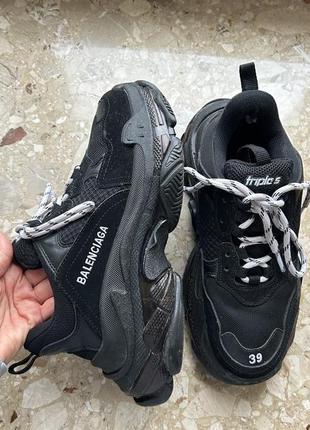 Кроссовки массивные balenciaga triple s2 фото