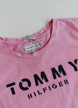 Футболка tommy hilfiger на 6-8 лет3 фото