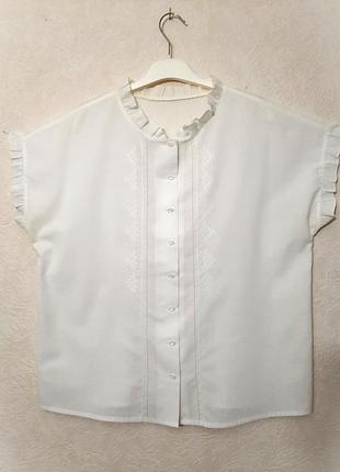 Красива біла блузка з вишивкою короткі рукави батал великий розмір жіноча літня р52-54