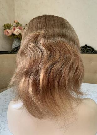 Натуральный парик на повязке отросшие корни волнистые волосы4 фото