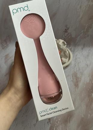 Розумна щітка для очищення та комплексного масажу обличчя pmd clean smart facial cleansing device