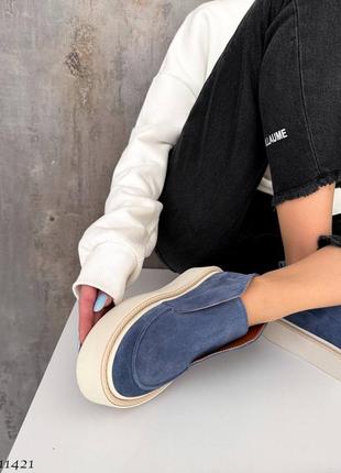 Натуральные замшевые лоферы цвета джинс материалы испания10 фото