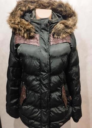 Чудова тепла куртка з капюшоном популярного британського бренду khujo