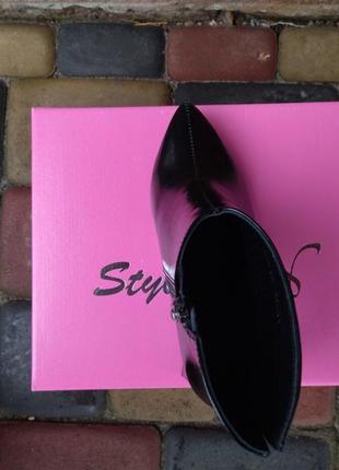 Черевки женские черные лаковые на каблуке деми2 фото