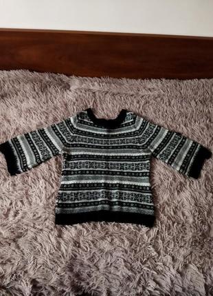 Светр світер