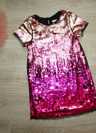 Дуже гарне-нарядне плаття на 7-8 років, довжина 70 см.