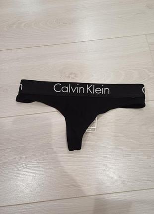 Стринги calvin klein